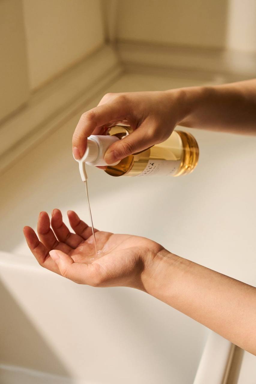 SKIN 1004 - Madagascar Centella Light Cleansing Oil